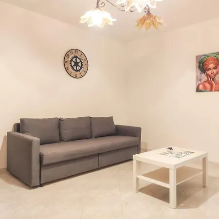 - Mare And Joy Apartment *